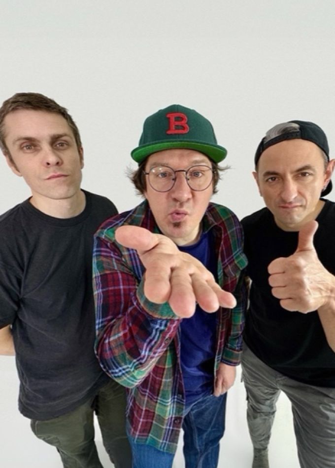Кирпичи