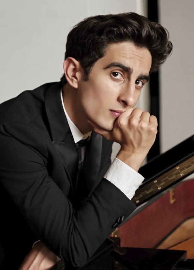 Даниэль Адиянц