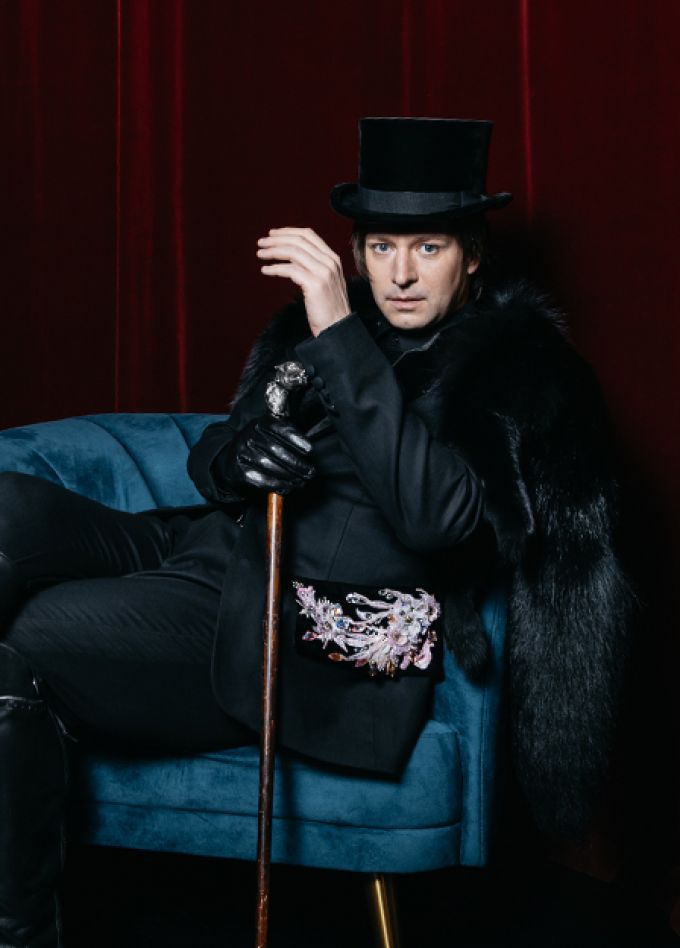 Красавец мужчина