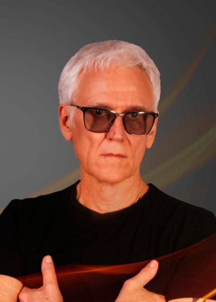 Александр Маршал