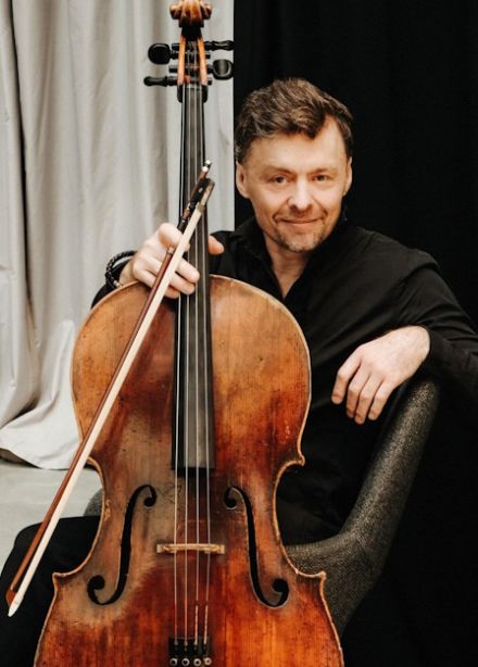 Рустам Комачков