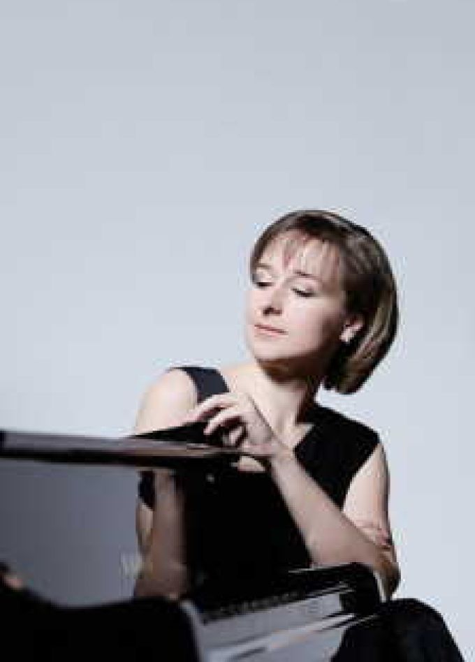 Елена Тарасова