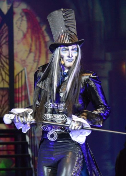 Новогодние приключения Маши и Вити