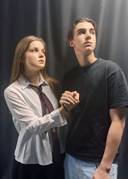 Девочка из соседнего дома