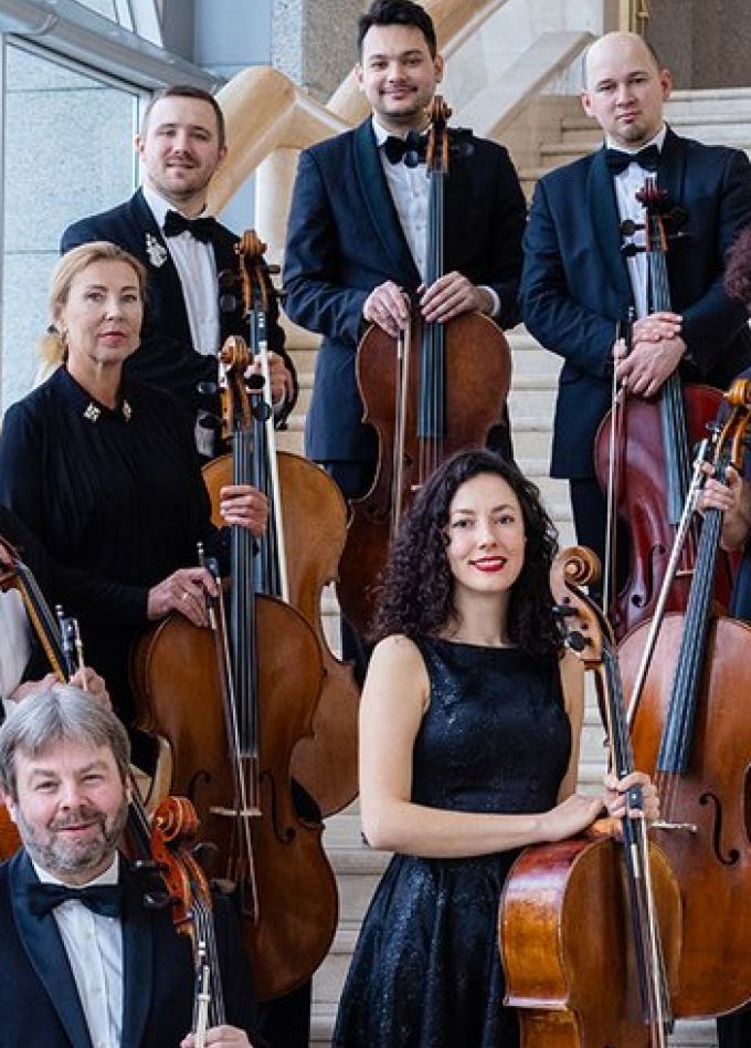 Rockin' Cellos. Хиты зарубежного рока для 10 виолончелей