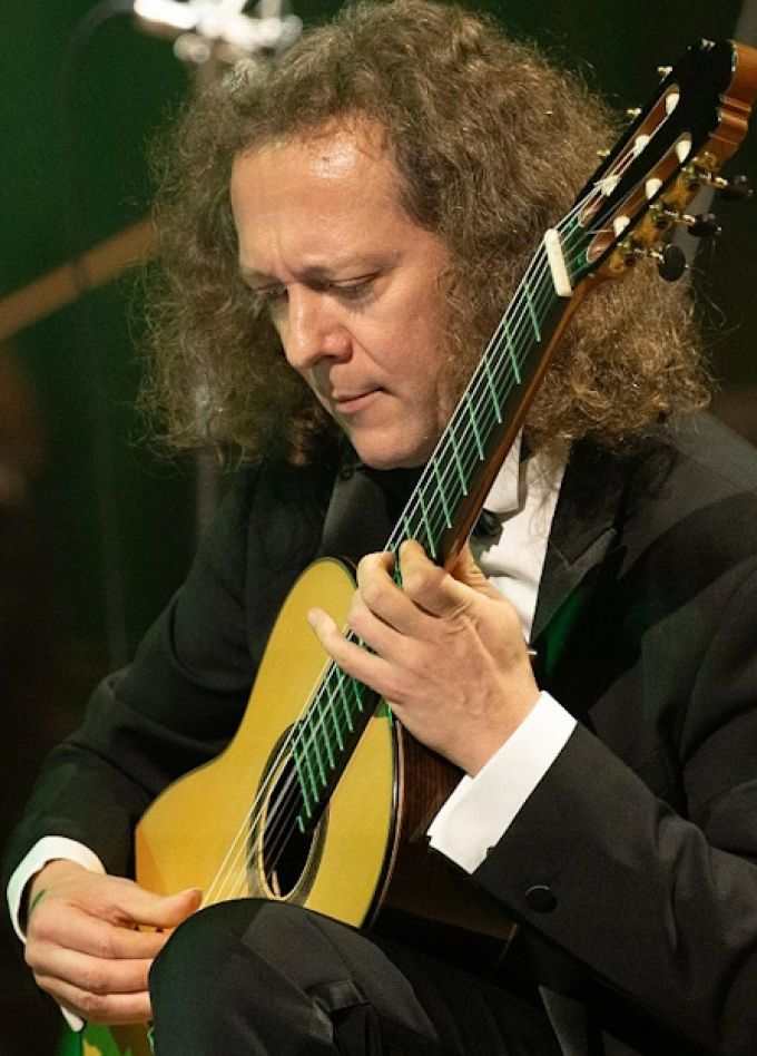Дмитрий Илларионов