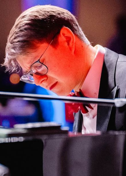 Дмитрий Файн