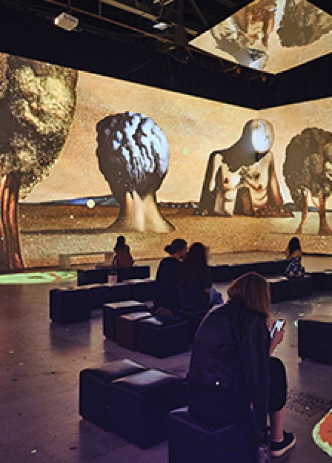 Рихтер, Циммер, Эйнауди. Музыка во сне Дали