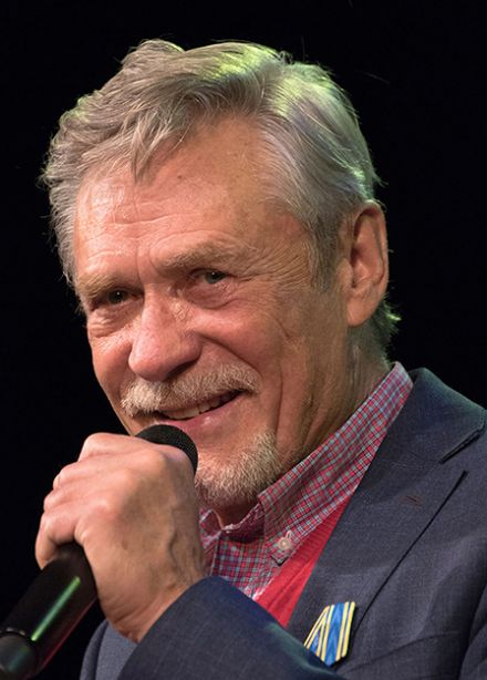 Александр Михайлов. «Экология души. Новогодний вечер при свечах»