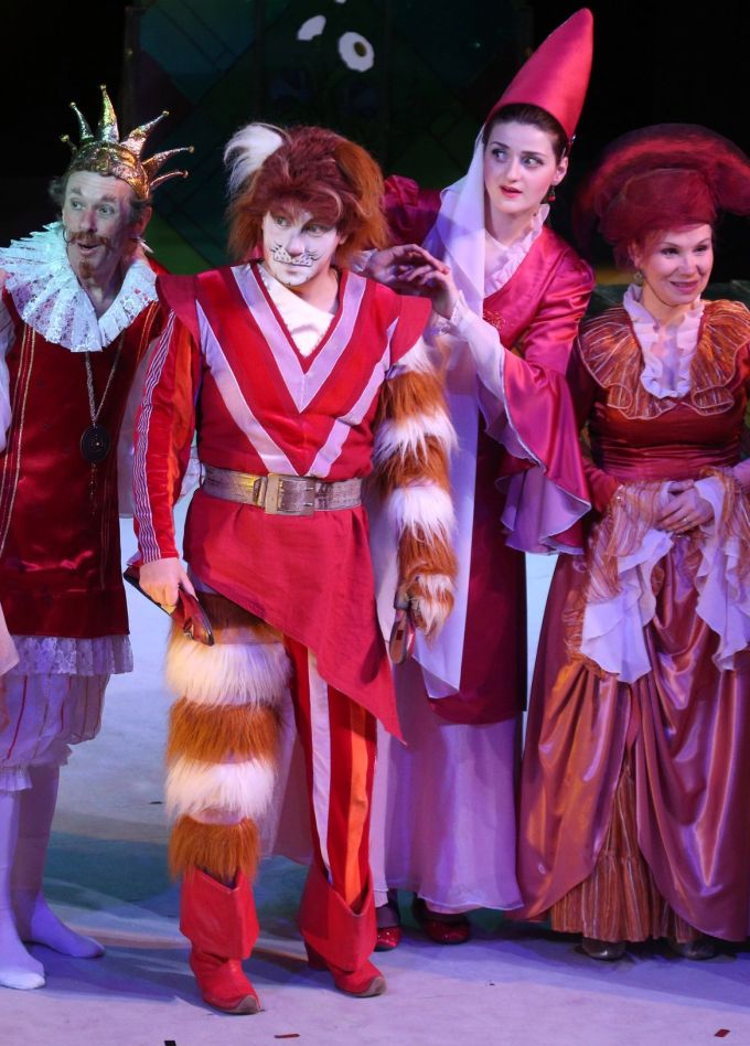 Кот в сапогах. Школьная классика.