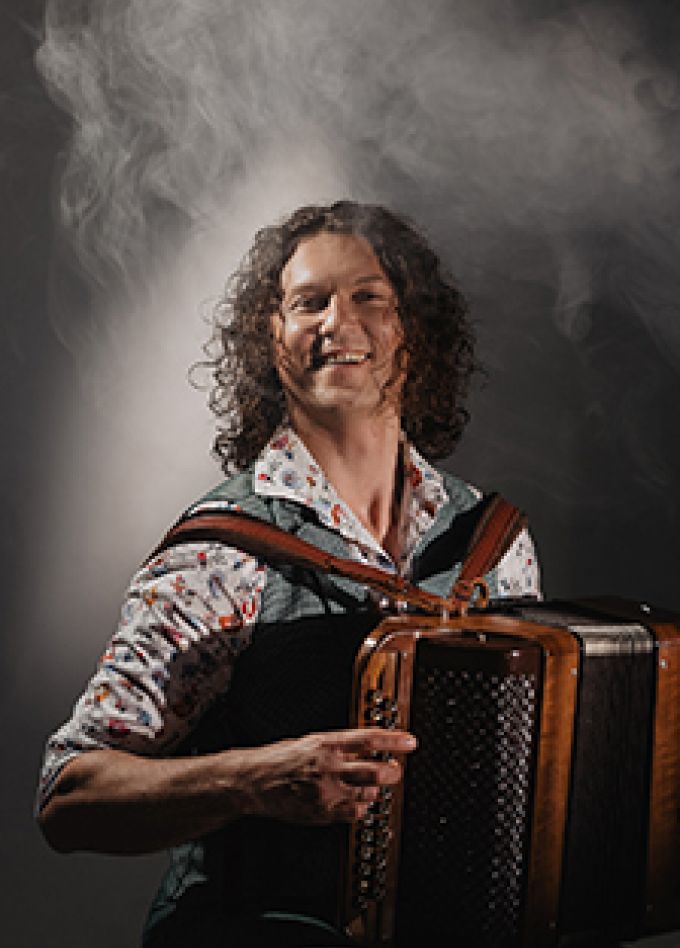 Александр Бардин