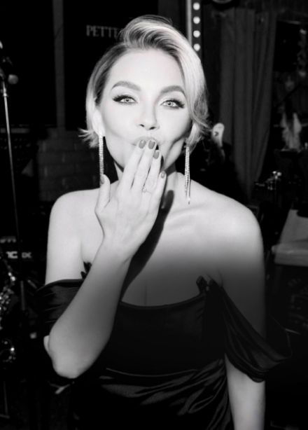 Юлия Толковски