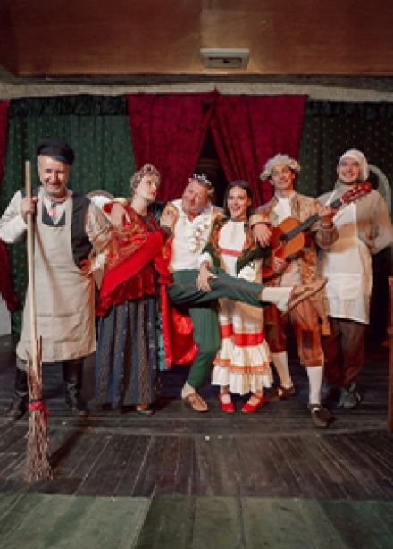 Жениться вам надо, барин!