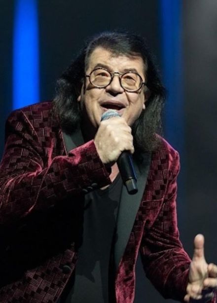 Игорь Корнелюк