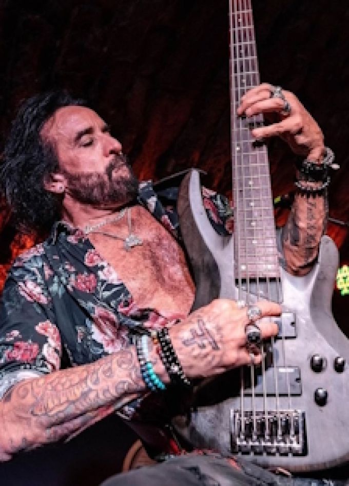 Marco Mendoza и Роман Мирошниченко