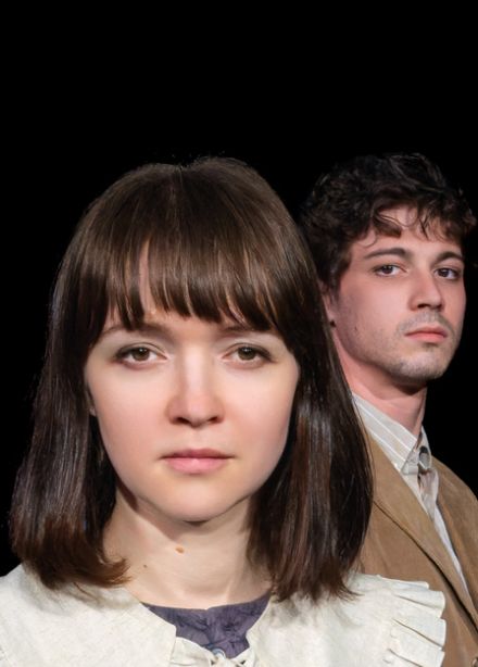 Красное яблоко