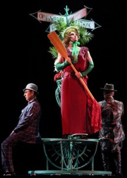 Здравствуйте, я ваша тетя!