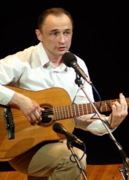 Андрей Крамаренко