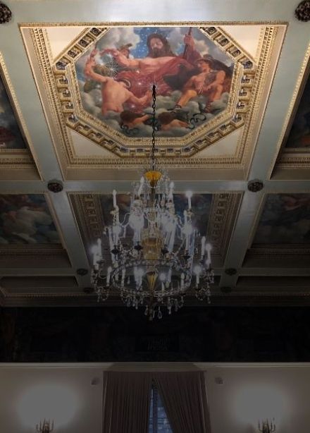 Итальянское вдохновение: экскурсия в удивительный особняк Гавриила Тарасова