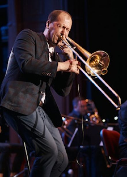 Сергей Долженков &amp; New Blood Big Band