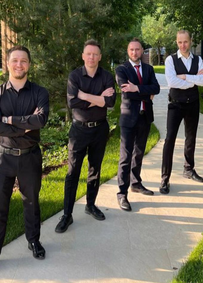 Avant Step Band