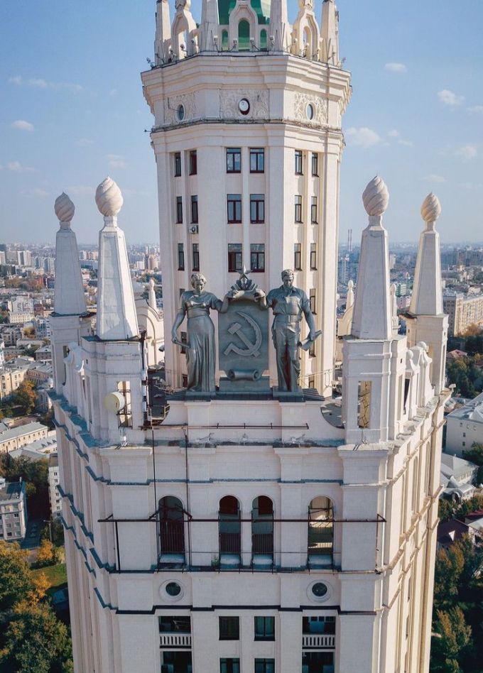 Экскурсия на вершину здания