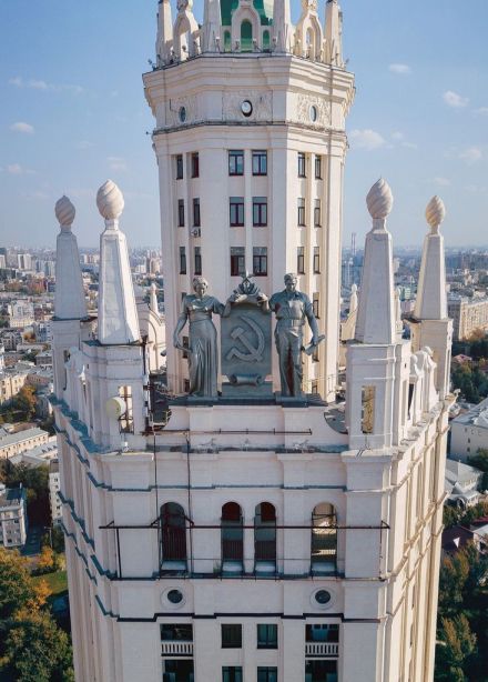 Экскурсия на вершину здания