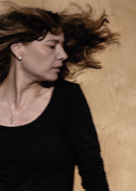 Человек в закрытой комнате