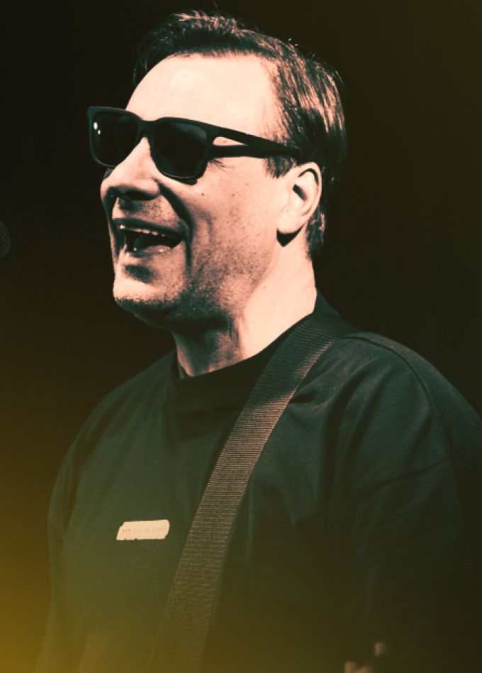 Евгений Цыганов и группа «Ме4та»