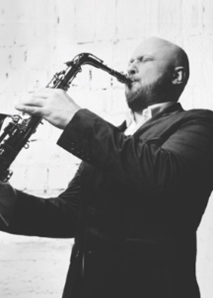 Александр Довгополый