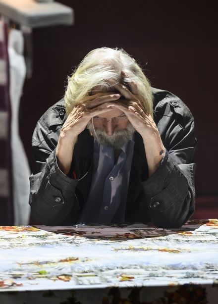 Третий звонок, господа!