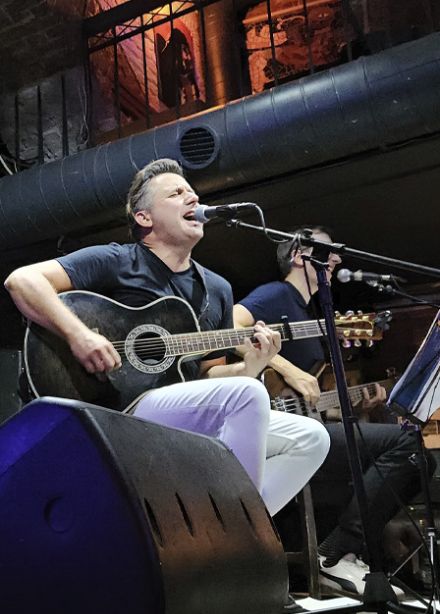 DM Acoustic
