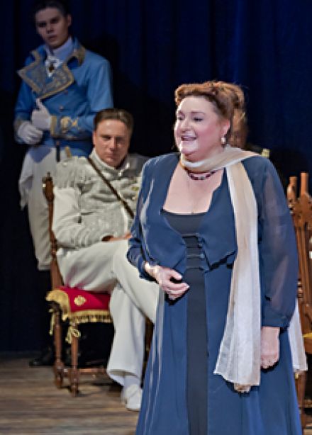 Весёлая женщина