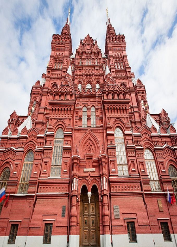 Взламывая шифр города. О чем молчат кремлевские стены.