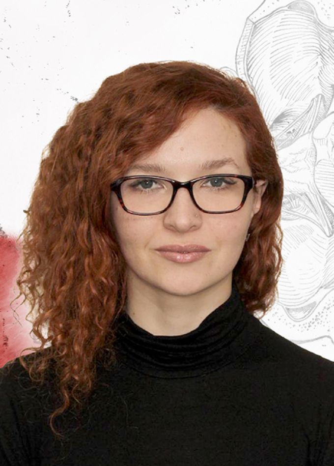 Анна Мирошниченко